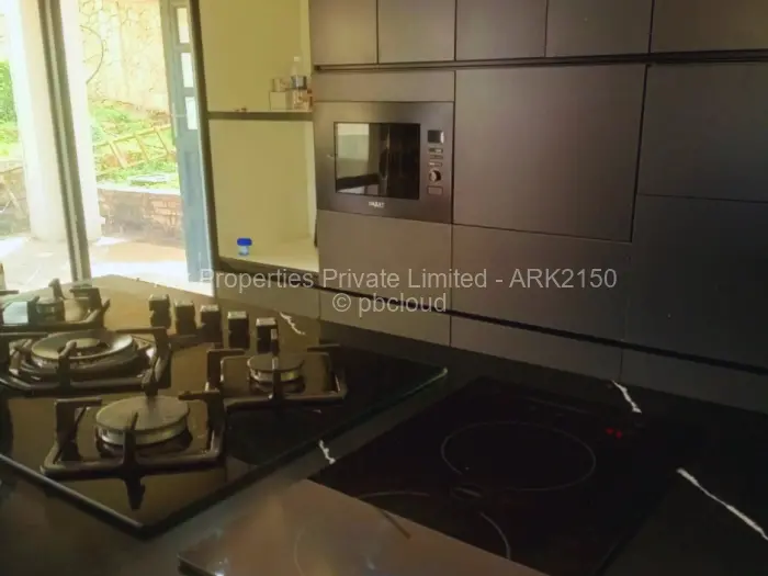 4 Bedroom House for Sale in Crowhill Views, Harare