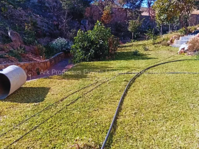 4 Bedroom House for Sale in Crowhill Views, Harare