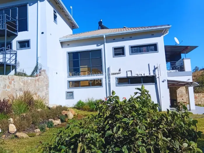 4 Bedroom House for Sale in Crowhill Views, Harare