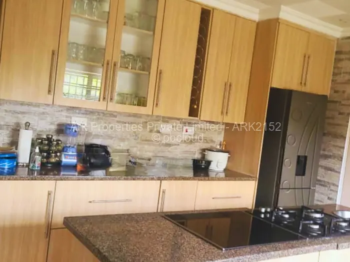 5 Bedroom House for Sale in Hatfield, Harare