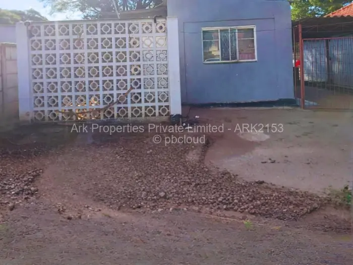 3 Bedroom House for Sale in Mabelreign, Harare