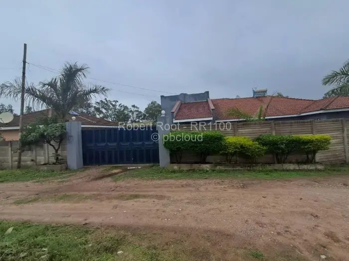 4 Bedroom House to Rent in Parktown, Harare