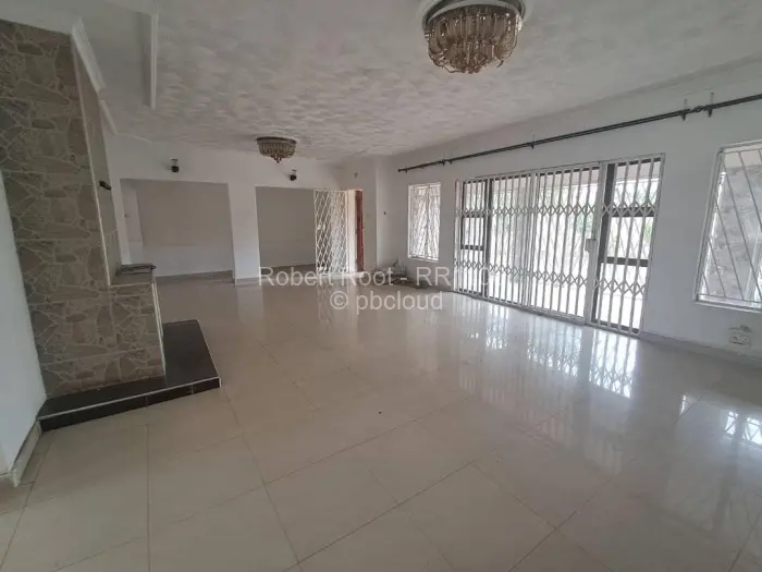 4 Bedroom House to Rent in Parktown, Harare