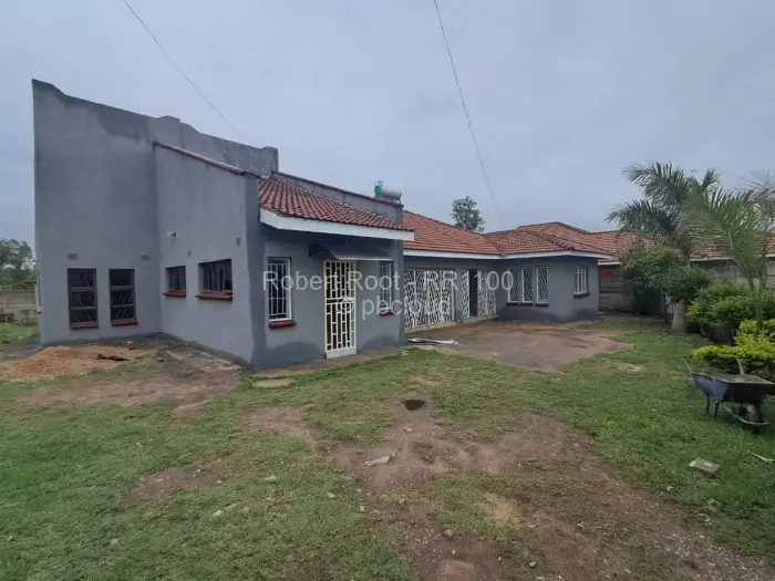 4 Bedroom House to Rent in Parktown, Harare
