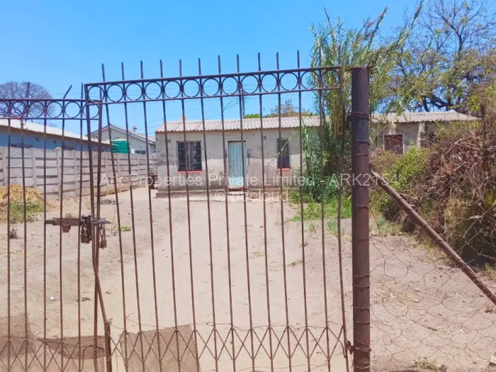 1 Bedroom House for Sale in Mbare, Harare