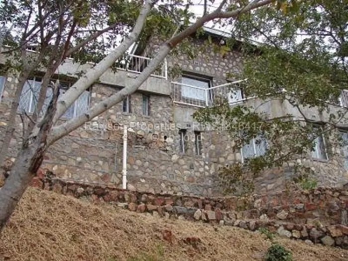 6 Bedroom House for Sale in Kariba, Kariba