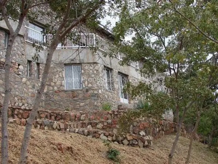 6 Bedroom House for Sale in Kariba, Kariba