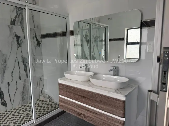 Townhouse/Cluster for Sale in Strathaven, Harare