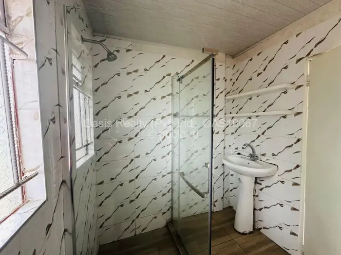 2 Bedroom Cottage/Garden Flat to Rent in Chadcombe, Harare