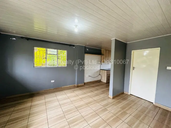 2 Bedroom Cottage/Garden Flat to Rent in Chadcombe, Harare