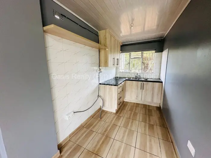 2 Bedroom Cottage/Garden Flat to Rent in Chadcombe, Harare