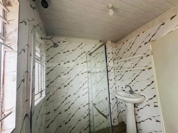 2 Bedroom Cottage/Garden Flat to Rent in Chadcombe, Harare