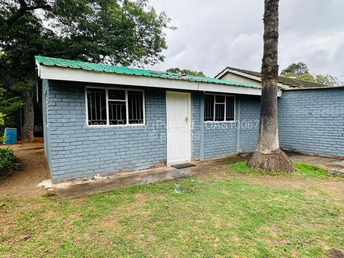 2 Bedroom Cottage/Garden Flat to Rent in Chadcombe, Harare