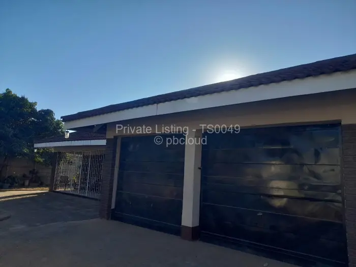 5 Bedroom House to Rent in Upper Hillside, Harare