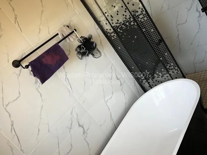 5 Bedroom House for Sale in Windsor Park, Ruwa