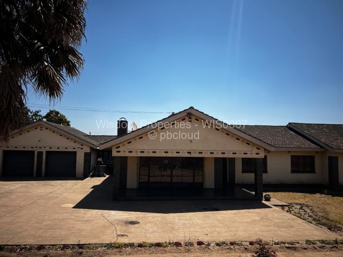 5 Bedroom House for Sale in Windsor Park, Ruwa