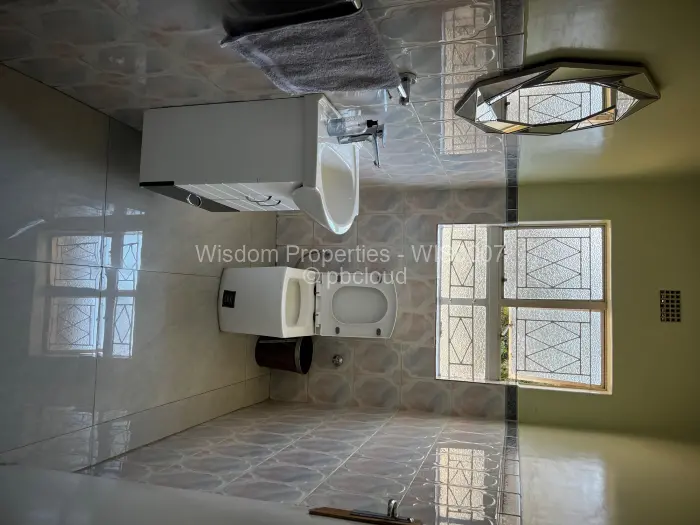 5 Bedroom House for Sale in Windsor Park, Ruwa