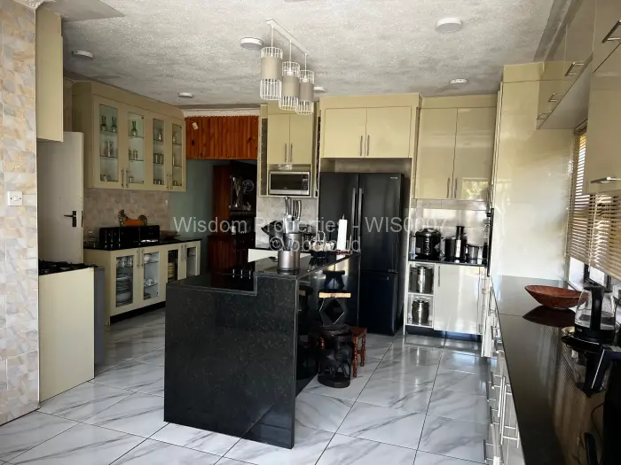 5 Bedroom House for Sale in Windsor Park, Ruwa