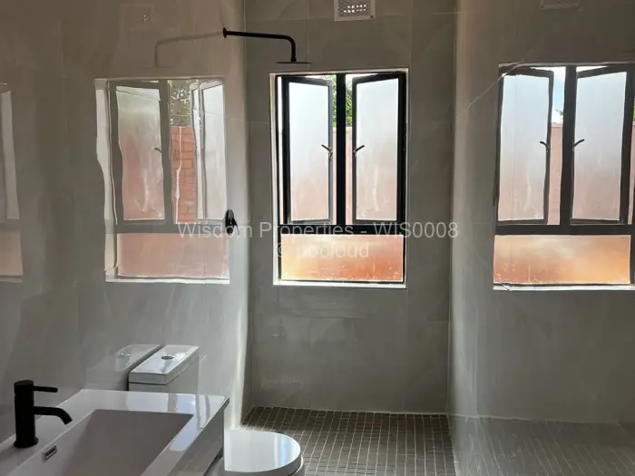 Townhouse/Cluster for Sale in Vainona, Harare