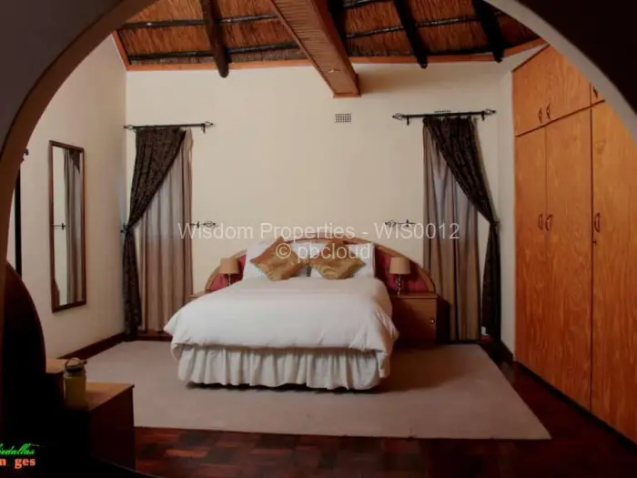 12 Bedroom House for Sale in Spitzkop, Harare