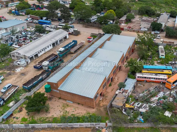 Warehouse/Industrial to Rent in Kelvin West, Bulawayo