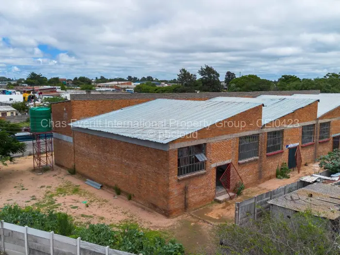 Warehouse/Industrial to Rent in Kelvin West, Bulawayo