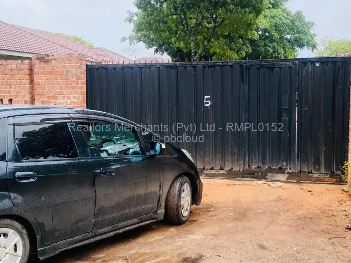 4 Bedroom House for Sale in Greendale North, Harare