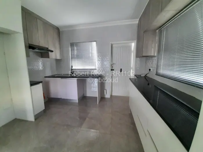 Flat/Apartment to Rent in Waterfalls, Harare