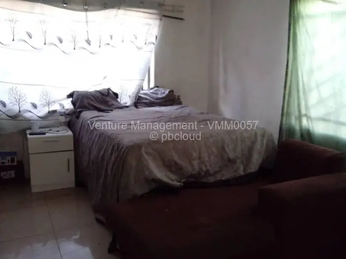 4 Bedroom House for Sale in Glen View, Harare