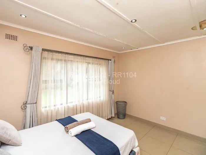 Townhouse/Cluster for Sale in Athlone, Harare