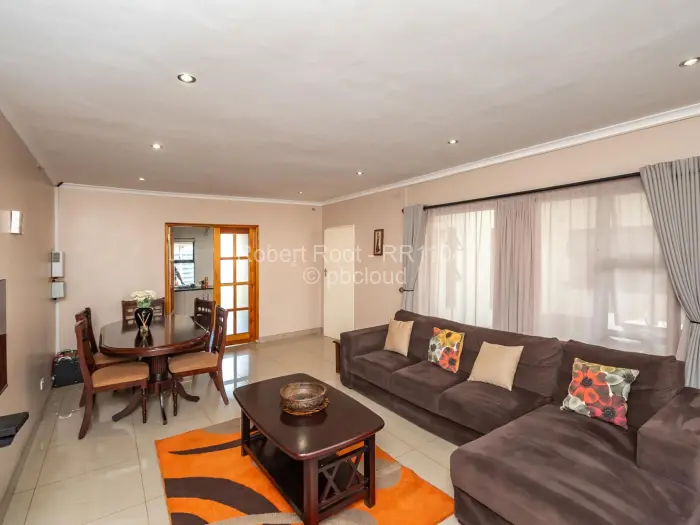 Townhouse/Cluster for Sale in Athlone, Harare
