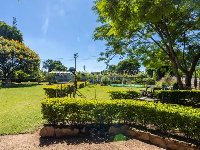 13 Bedroom House for Sale in Prospect, Harare