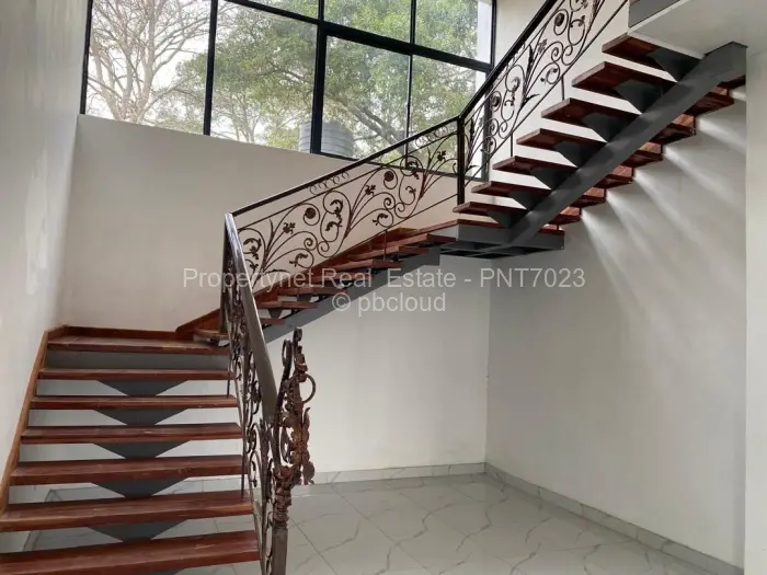 Townhouse/Cluster for Sale in Helensvale, Harare