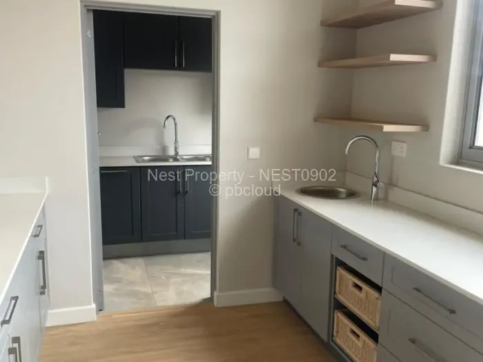 Townhouse/Cluster for Sale in Groom Bridge, Harare