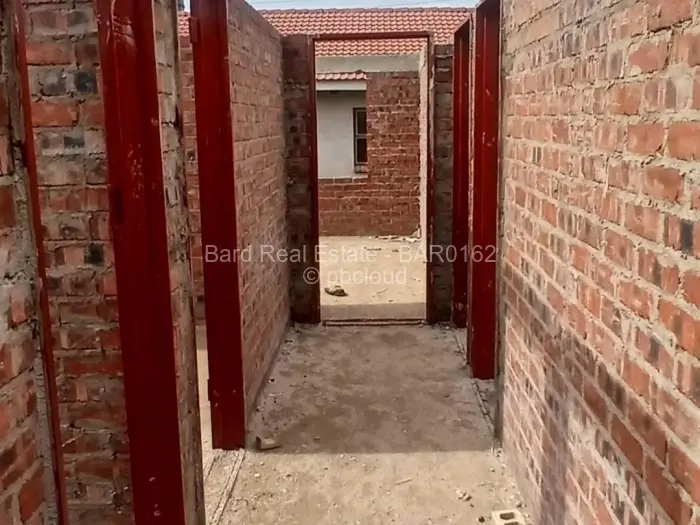 5 Bedroom House for Sale in Sandton Park, Harare