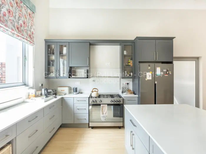 Townhouse/Cluster for Sale in Mount Pleasant, Harare