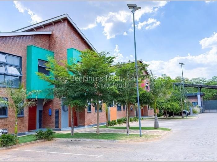 Townhouse/Cluster to Rent in Greendale, Harare