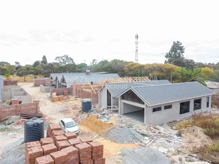 Townhouse/Cluster for Sale in Greendale, Harare