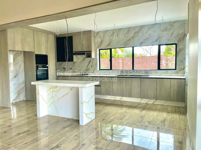 Townhouse/Cluster for Sale in Greendale, Harare