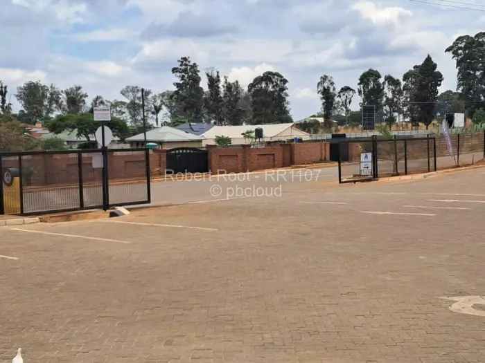 Retail/Shop to Rent in Hogerty Hill, Harare