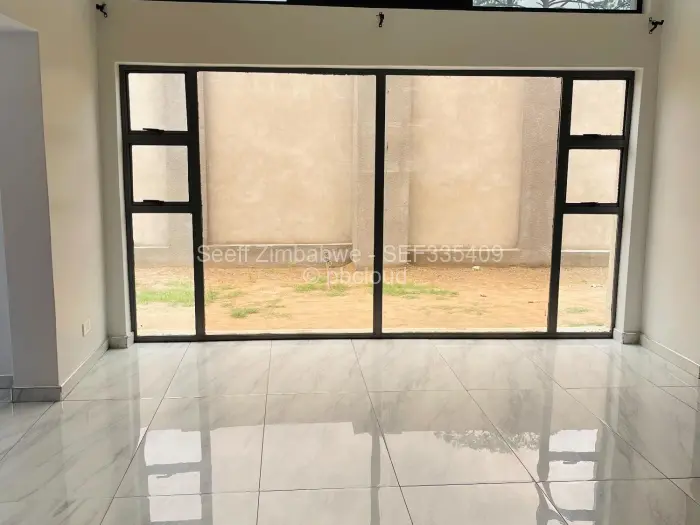 Townhouse/Cluster for Sale in Athlone, Harare