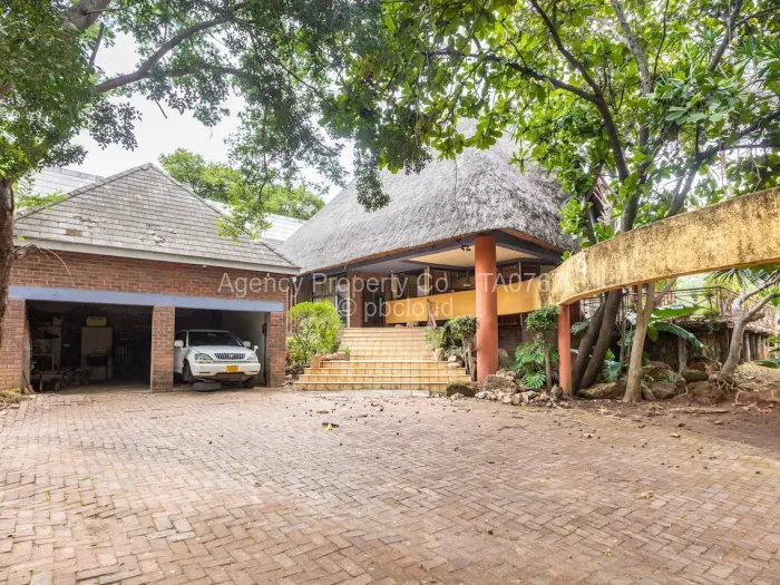 5 Bedroom House for Sale in Ballantyne Park, Harare