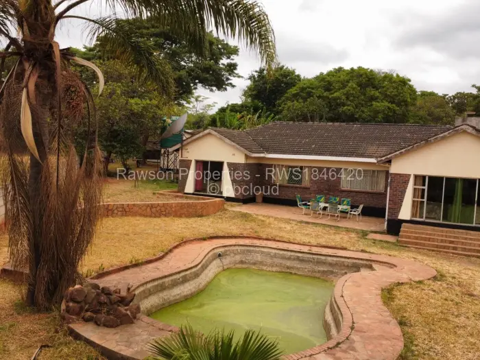 6 Bedroom House for Sale in Mandara, Harare