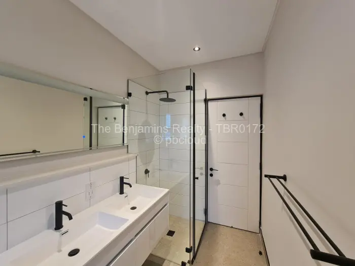 Flat/Apartment to Rent in Vainona, Harare