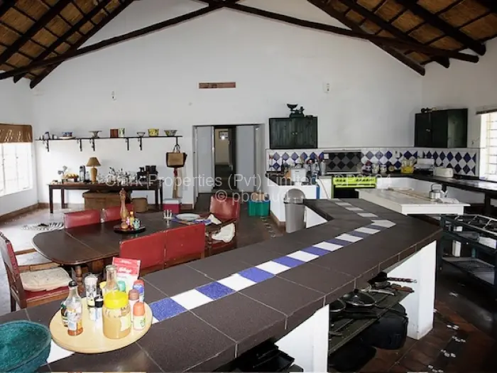 4 Bedroom House for Sale in Burnside, Bulawayo