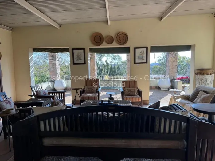 4 Bedroom House for Sale in Burnside, Bulawayo