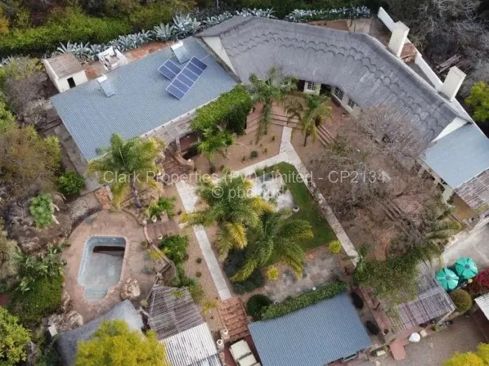 4 Bedroom House for Sale in Burnside, Bulawayo