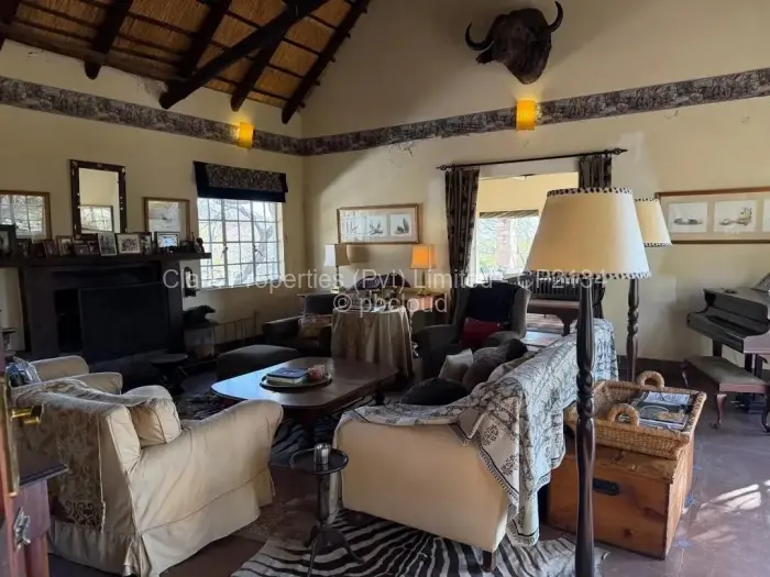 4 Bedroom House for Sale in Burnside, Bulawayo