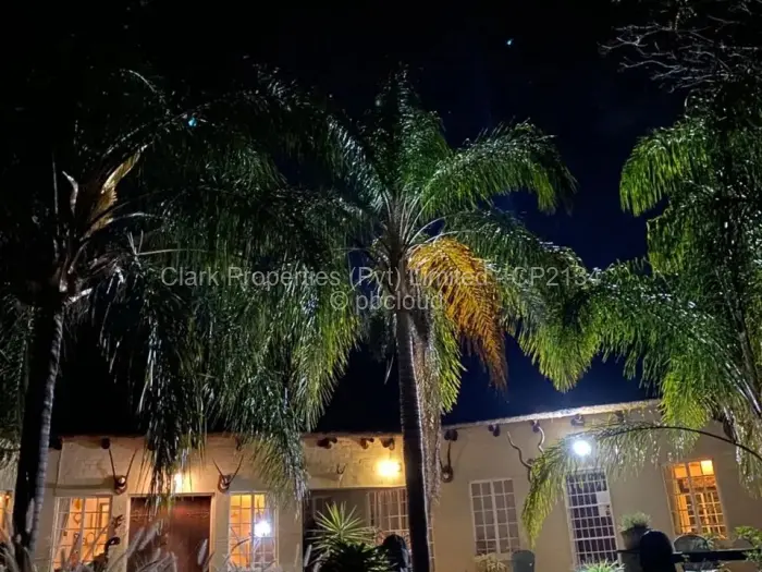 4 Bedroom House for Sale in Burnside, Bulawayo