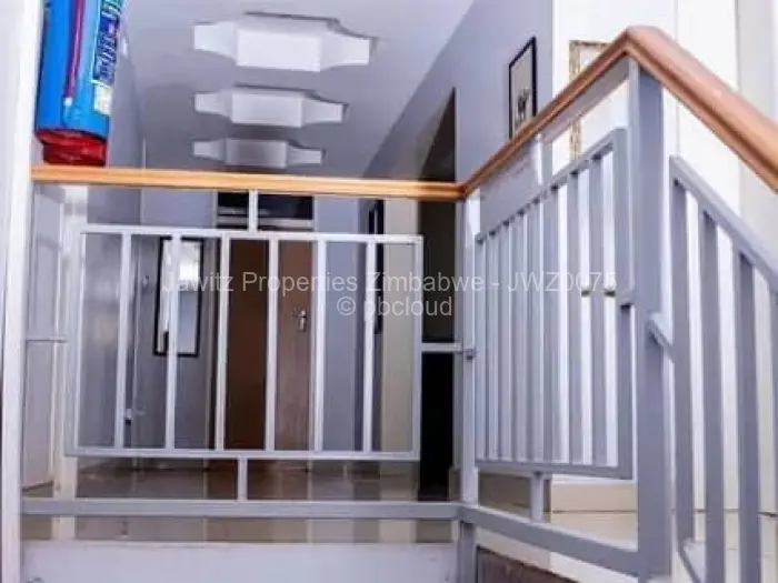 9 Bedroom House to Rent in Pomona, Harare
